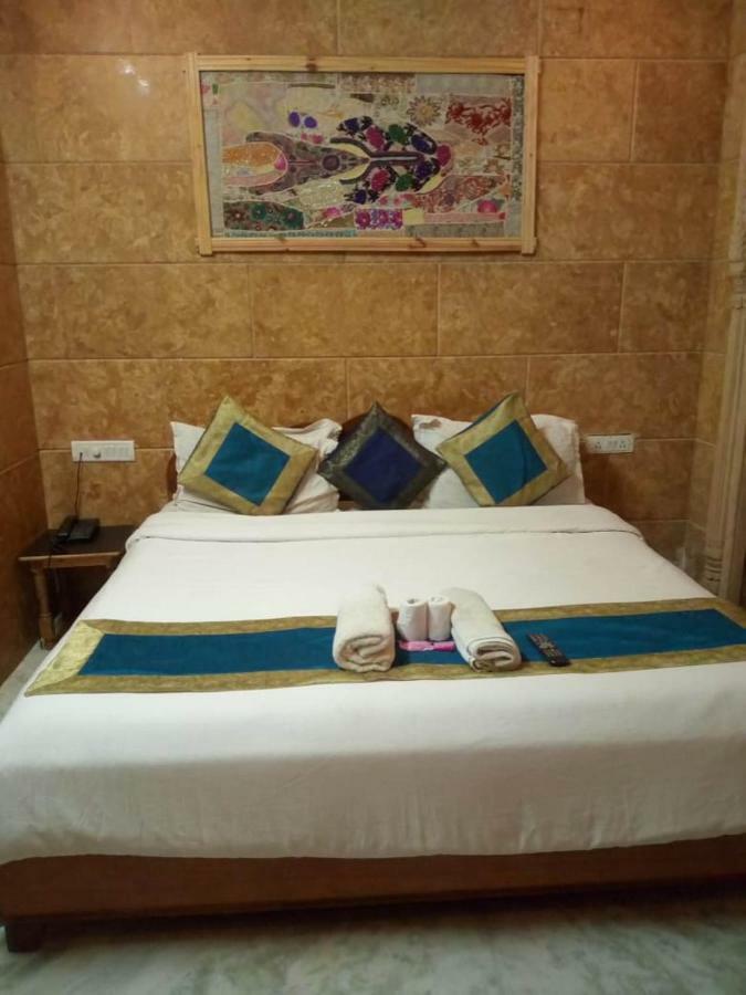 Hotel Kavi Palace Джайсалмер Экстерьер фото