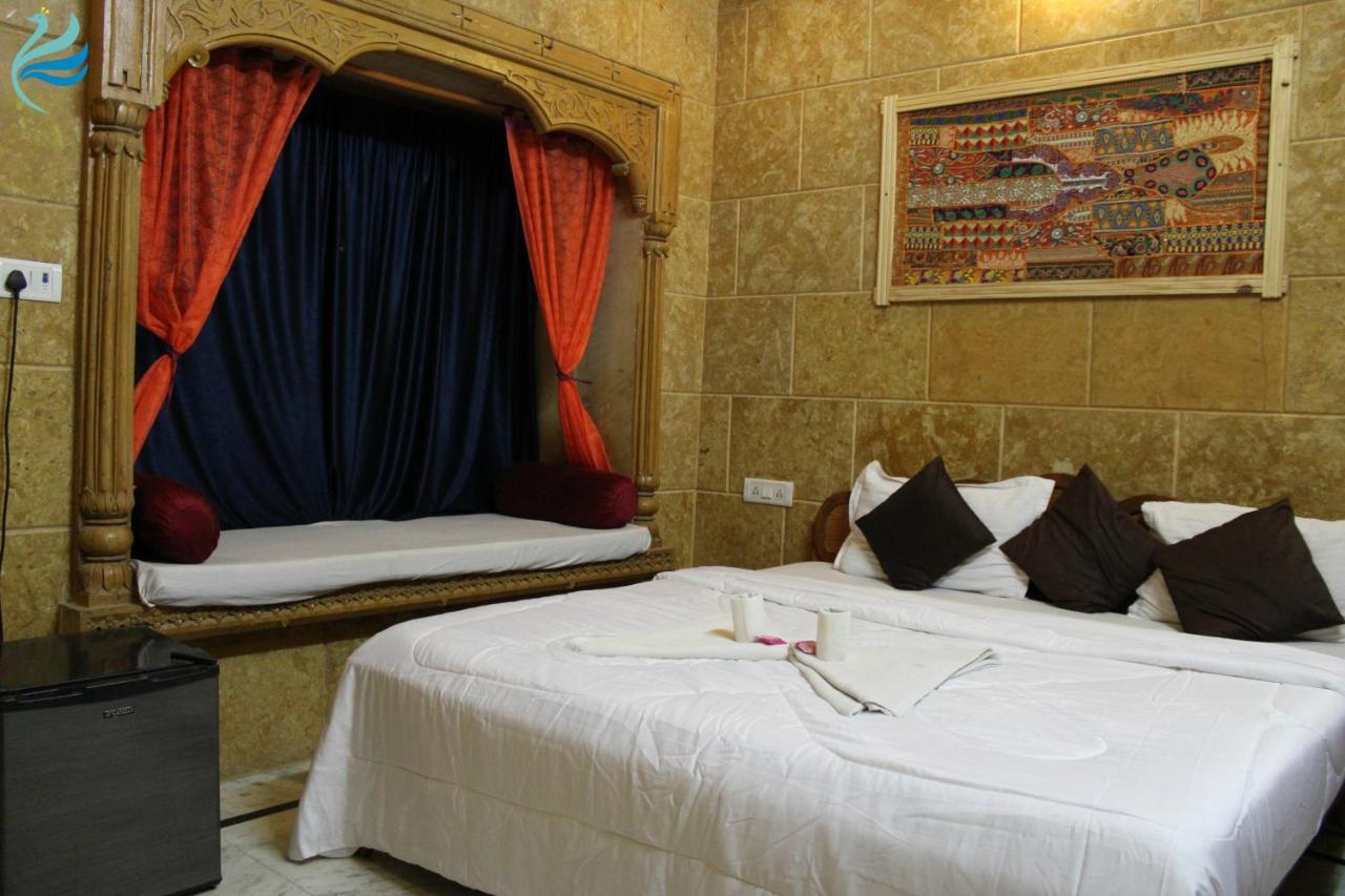 Hotel Kavi Palace Джайсалмер Экстерьер фото